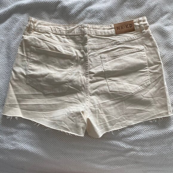 Cream Denim High-Waisted Shorts by NAK-D, Size 44 ππ - Picture 2 of 4